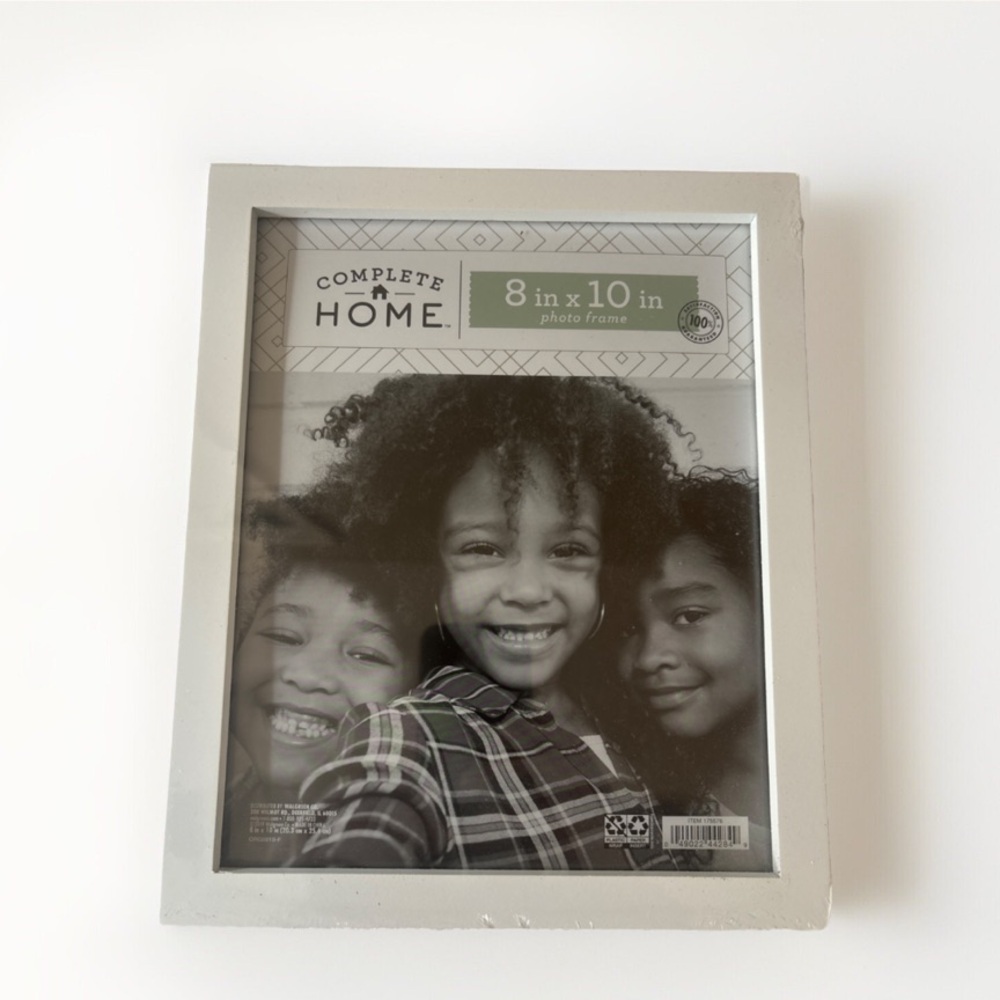 White Picture Frame Accent with Vintage Photograph